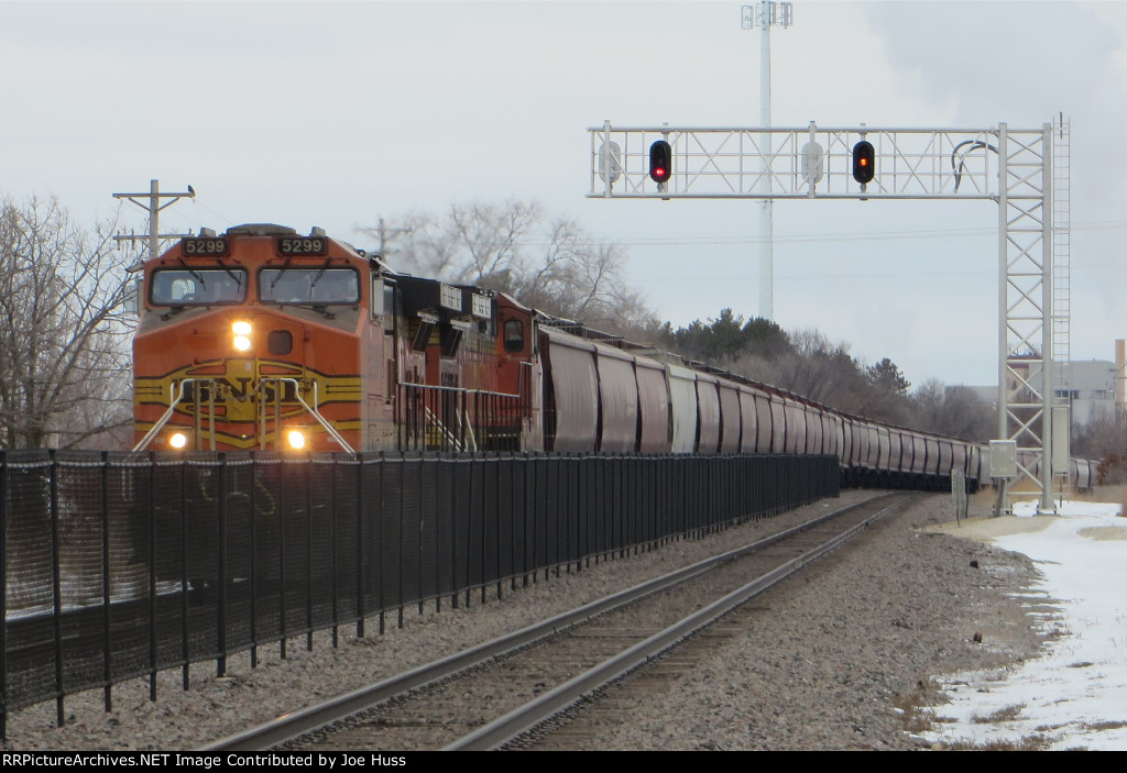 BNSF 5299 East